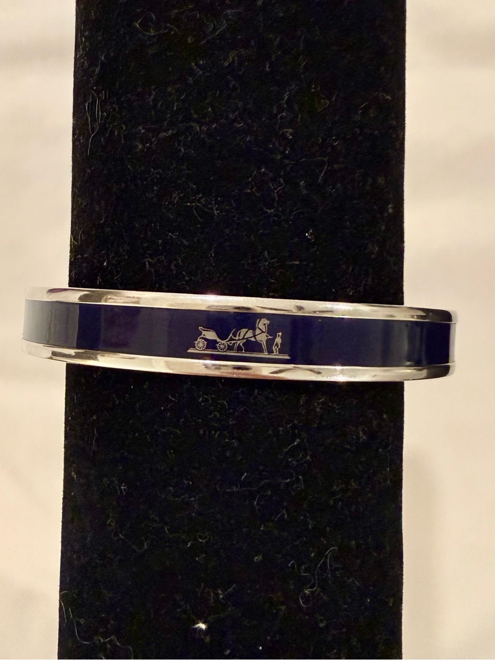 Authentic Hermès Caleche Enamel Bangle Dark Blue & Silver (with Original Box) - Picture 5 of 5